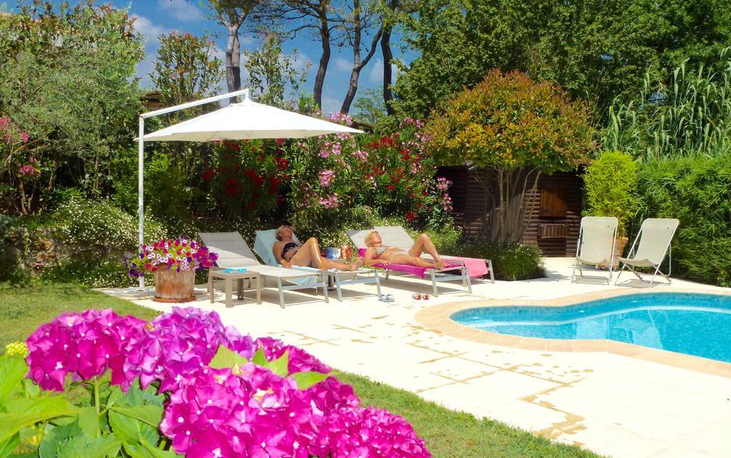 La Manzanera Otel Roquefort Les Pins Dış mekan fotoğraf
